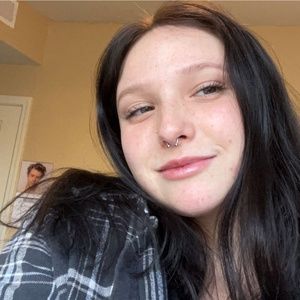 Meet your Posher, Raquel